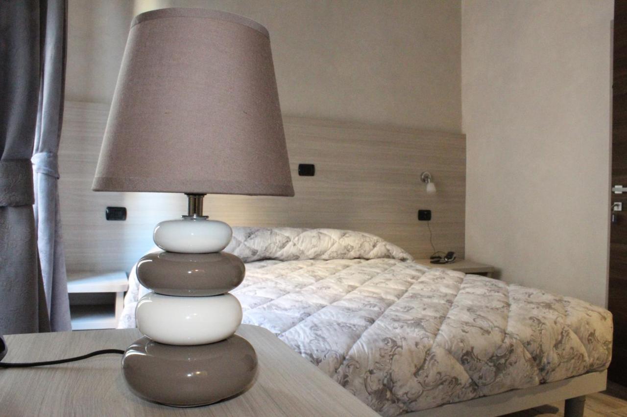 Ricci Rooms Γένοβα Δωμάτιο φωτογραφία